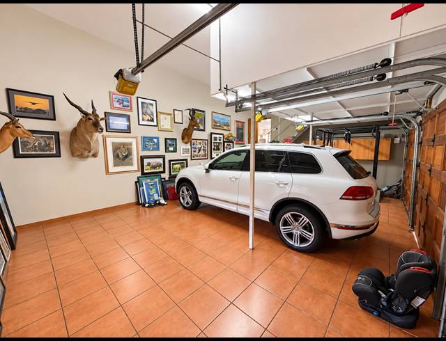 5 BEDROOM HOUSE FOR SALE IN BEN FLEUR